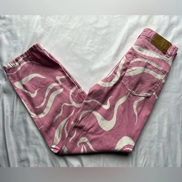 Cotton On Pink and White Swirly Loose Straight Jeans 4 - Picture 16 of 16